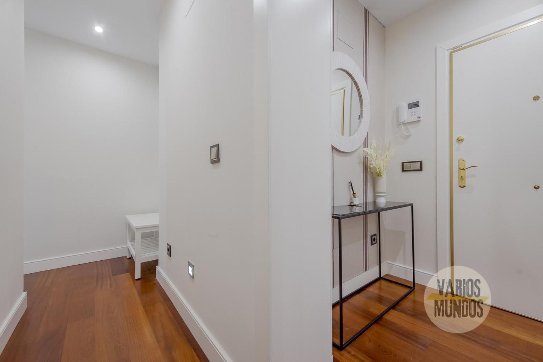 Vistas Exclusivas 10 En Duque De Osuna 8 Apartamento *