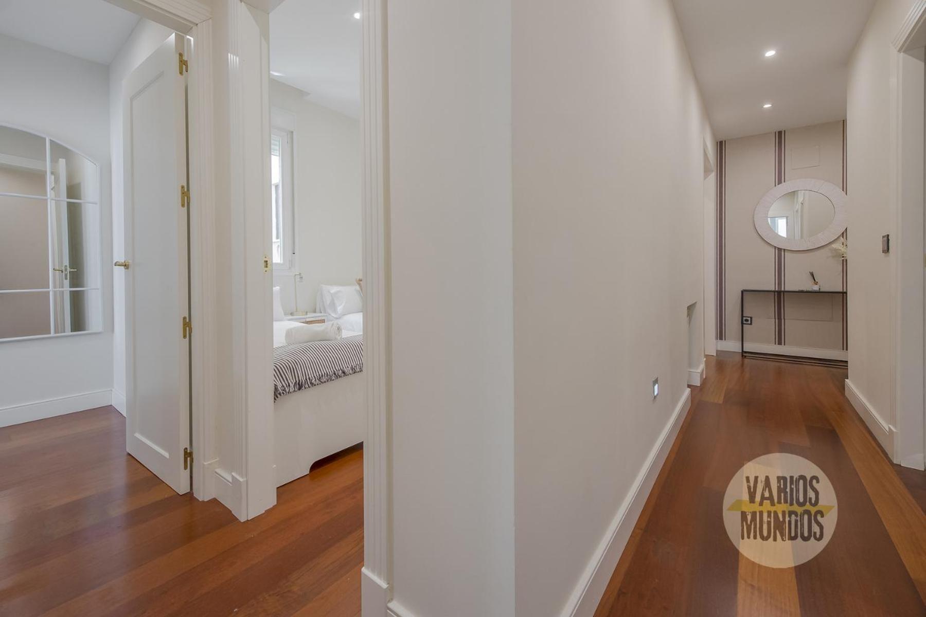 Vistas Exclusivas 10 En Duque De Osuna 8 Apartamento *
