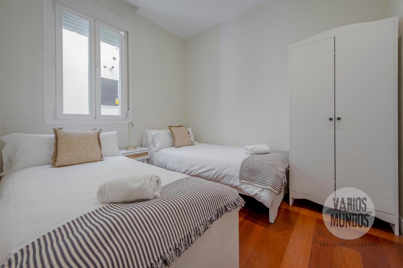 Apartamento Vistas Exclusivas 10 En Duque De Osuna 8 *